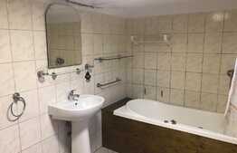 Apartament 2 camere, 50 mp, parcare, terasa 20 mp, zona UMF