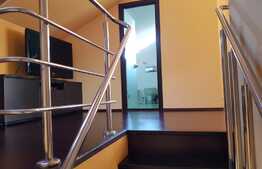 Apartament 3 camere, pe doua nivele, 91 mp, garaj si parcare, zona linistita!