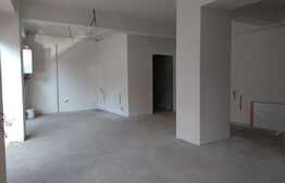 Spatiu comercial cu vitrina, 52 mp, zona Mihai Viteazu!