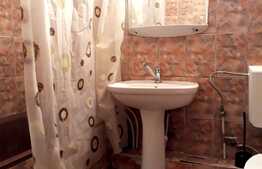 Apartament 1 camera, 34 mp, decomandat, zona strazii Plopilor