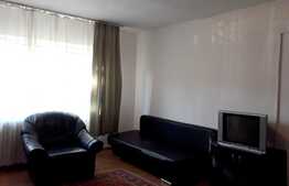 Apartament 1 camera, 34 mp, decomandat, zona strazii Plopilor