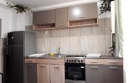 Apartament 1 camera, 34 mp, decomandat, zona strazii Plopilor