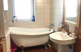 De inchiriat 3 camere, 70 mp, loc de parcare, zona strazii Porii!