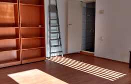 Spatiu birouri cu parcare, zona strazii Decebal!