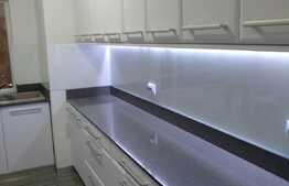 Apartament 3 camere, 80 mp, finisaje, mobilat si utilat de lux, zona Calvaria