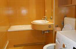 Apartament 3 camere, 65 mp, decomandat, parcare zona strazii Donath