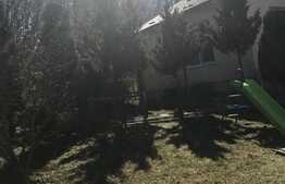 Casa individuala de vanzare, 220 mp utili, teren 650 mp, zona de case!