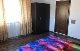 Casa 200 mp, 4 camere, 1000 mp teren, prima inchiriere, zona Valea Chintaului