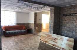 Casa 200 mp, 4 camere, 1000 mp teren, prima inchiriere, zona Valea Chintaului