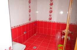 Vanzare 3 camere, 60 mp! Parcare! Zona strazii Porii!