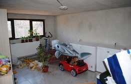 Casa 246 mp cu teren de 1025 mp, in Feleacu!