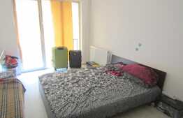 Apartament cu 1 camera, decomandat, 40 mp, zona VIVO !