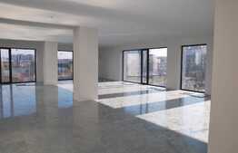 Open space, cladire clasa A