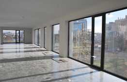 Open space, cladire clasa A