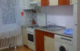 De vanzare apartament 2 camere, 65 mp, zona Plopilor