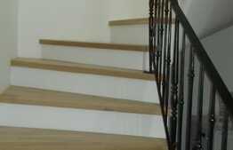 Penthouse 4 camere, 79 mp, decomandat,  terasa de 25 mp, parcare subterana, zona Aurel Vlaicu