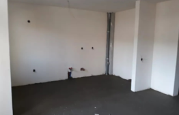 Garsoniera de vanzare, 40 mp, parcare, zona Terra!