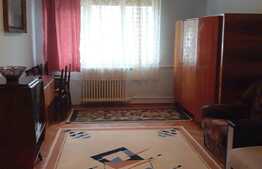 Apartament 2 camere, 55 mp, decomandat, zona strazii Unirii