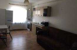 Apartament 2 camere, 42 mp, parcare, zona strazii Stejarului