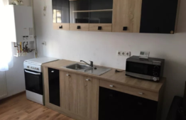 Apartament 2 camere, 42 mp, parcare, zona strazii Stejarului