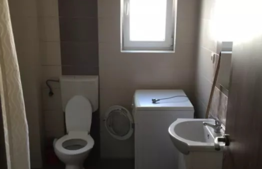 Apartament 2 camere, 42 mp, parcare, zona strazii Stejarului