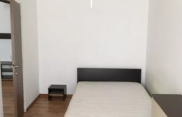 Apartament 2 camere, 42 mp, parcare, zona strazii Stejarului