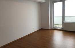 Apartament 3 camere, 85 mp, terasa 30 mp, parcare, zona Centrala