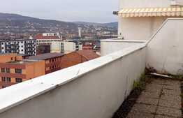 Apartament 3 camere, 85 mp, terasa 30 mp, parcare, zona Centrala