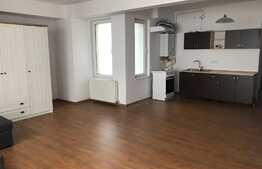 Apartament 3 camere, 85 mp, terasa 30 mp, parcare, zona Centrala