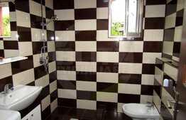 Apartament 3 camere, 54 mp, 2 locuri de parcare, prima inchiriere, zona Grand Hotel Italia