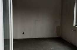 Apartament 4 camere, decomandat, etaj intermediar, panorama, zona Vivo