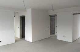 Apartament 4 camere, decomandat, etaj intermediar, panorama, zona Vivo