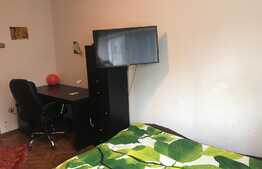 Garsoniera 30 mp, decomandata, gradina 40 mp, zona Pietei Mihai Viteazu