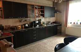 Casa 6 camere, 280 mp, 400 mp teren, piscina, parcari, zona Ambient