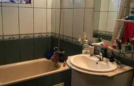 Casa 6 camere, 280 mp, 400 mp teren, piscina, parcari, zona Ambient