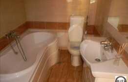 Apartament de vanzare cu 2 camere, 78 mp, complet mobilat, zona Semi-centrala