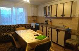 Apartament de inchiriat, 3 camere zona TERRA!