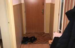 Apartament 3 camere, 62 mp, decomandat, zona Hotel Royal