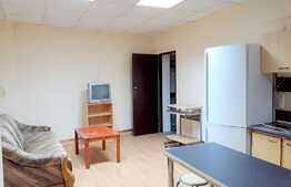 Apartament 3 camere, 60 mp, zona strazii Horea