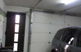 Casa individuala de vanzare, 243 mp, finisata, cu teren de 500 mp, zona strazii Campului