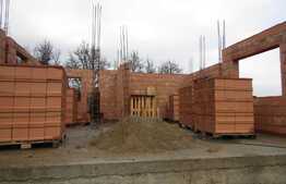 Scadere de pret!De vanzare casa individuala 118 mp, teren 400 mp, front de 16 ml, Exterior Est!