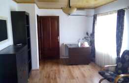 Apartament 3 camere pe 2 niveluri, 65 mp, parcare, A.C., imobil nou, zona strazii Campina