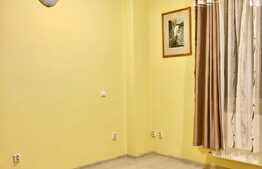 Casa 100 mp cu 3 camere , terasa 50 mp, 2 parcari, zona strazii Albac