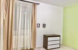 Casa 100 mp cu 3 camere , terasa 50 mp, 2 parcari, zona strazii Albac