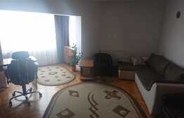Apartament 2 camere, etaj intermediar, parcare, zona Kaufland