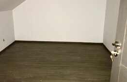 Apartament pe doua niveluri, 3 camere, 94 mp, parcare, zona Primariei