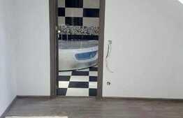 Apartament pe doua niveluri, 3 camere, 94 mp, parcare, zona Primariei