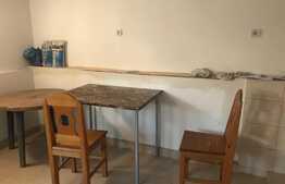 Garsoniera de inchiriat, loc de parcare, 24 mp, zona Tautiului