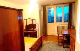 Garsoniera , 28 de mp , zona Mercur 