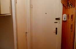 Garsoniera , 28 de mp , zona Mercur 